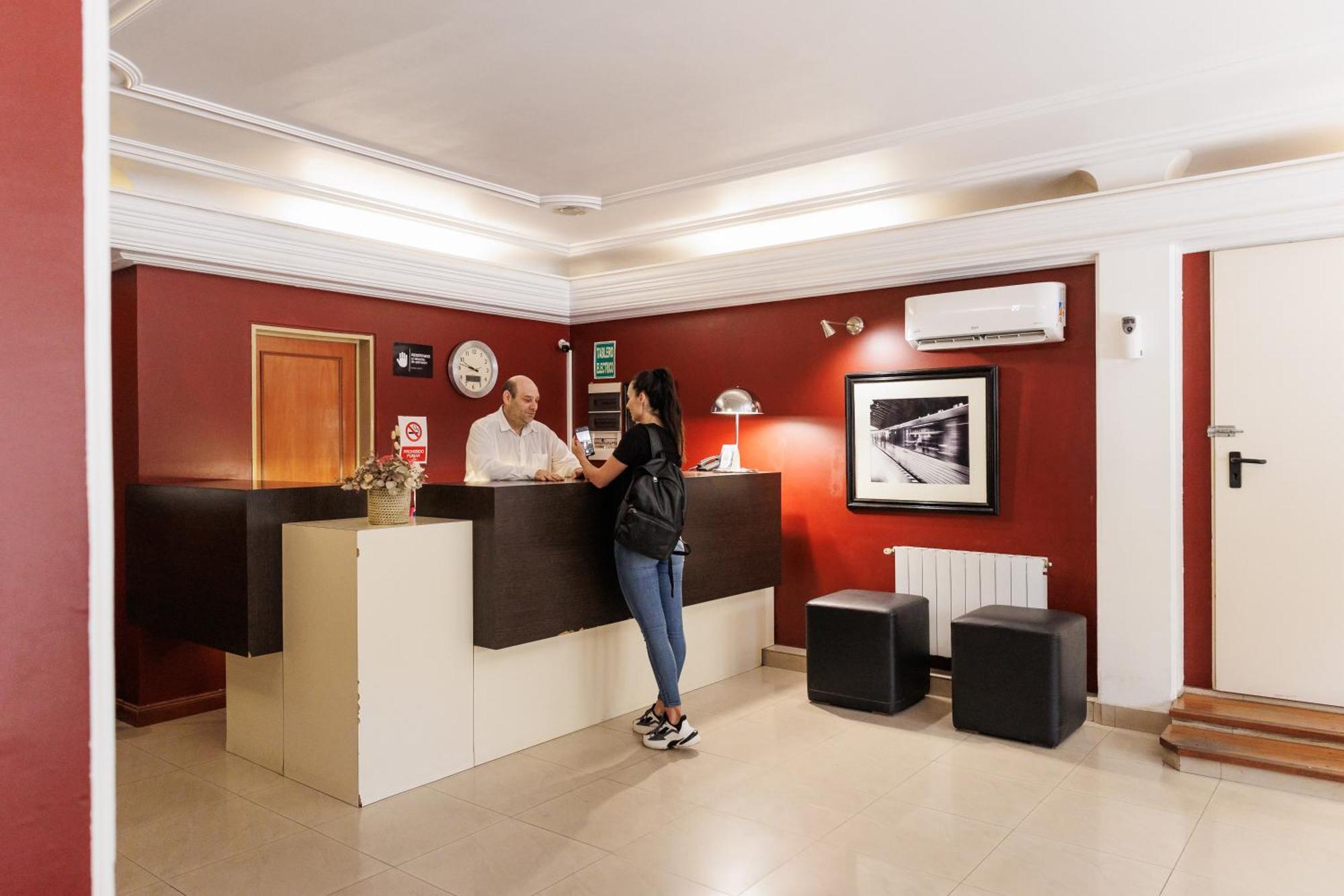 Hotel Petit Cordova Esterno foto