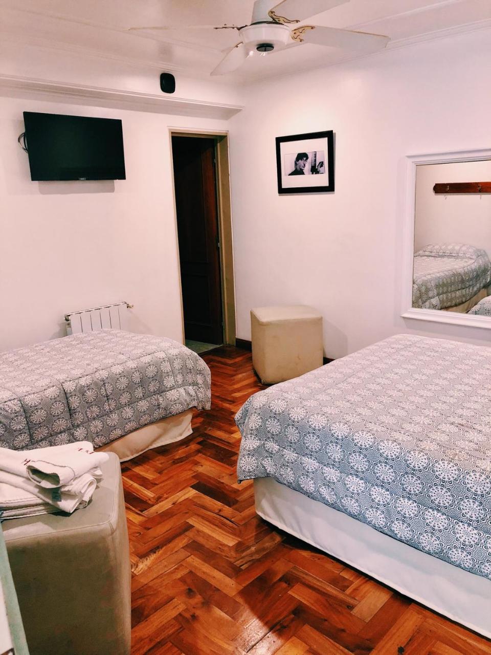 Hotel Petit Cordova Esterno foto
